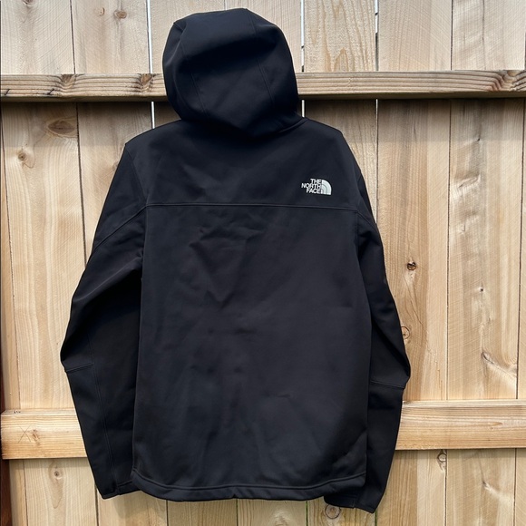 The North Face Apex Risor Hoodie - Picture 2 of 13
